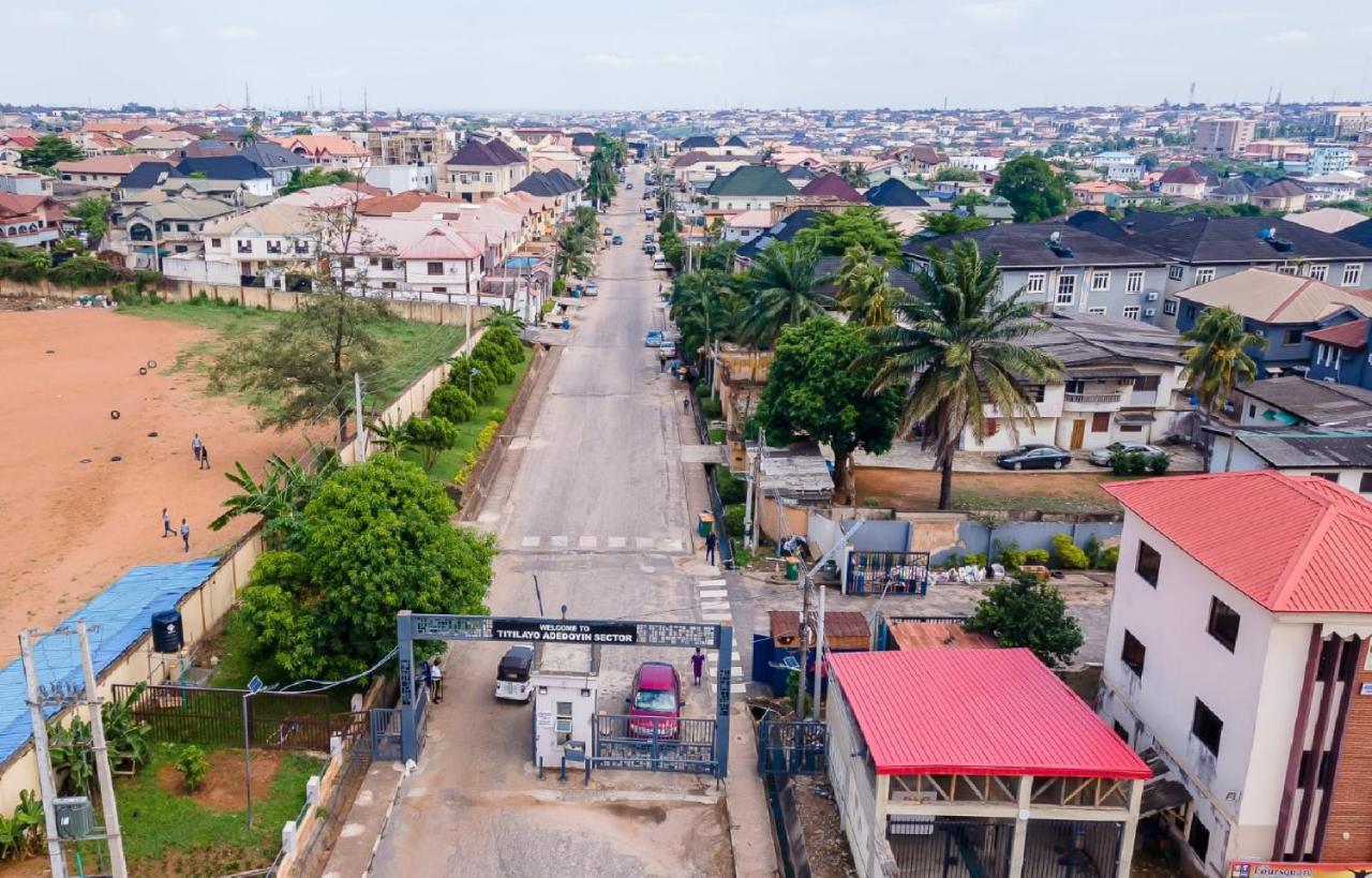 Palm Heights Apartments - Omole Phase 1, Ikeja Exteriér fotografie