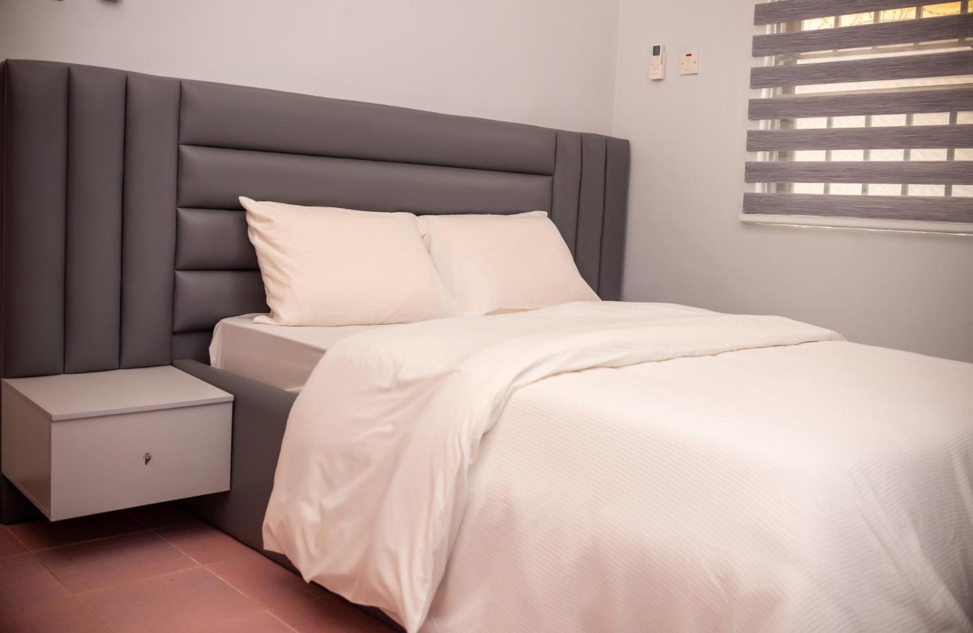 Palm Heights Apartments - Omole Phase 1, Ikeja Exteriér fotografie